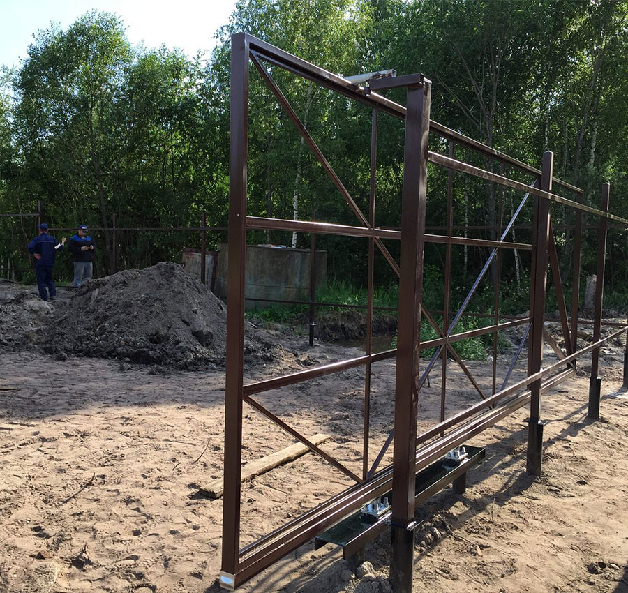 Варианты ворот на винтовых сваях в Ульяновской области